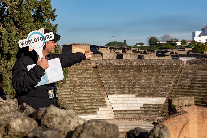 From Naples: Private Tour Pompei and Sorrento with lunch - Vineyard time near Mt Vesuvius: wine, cherry tomatoes, and what the meal means