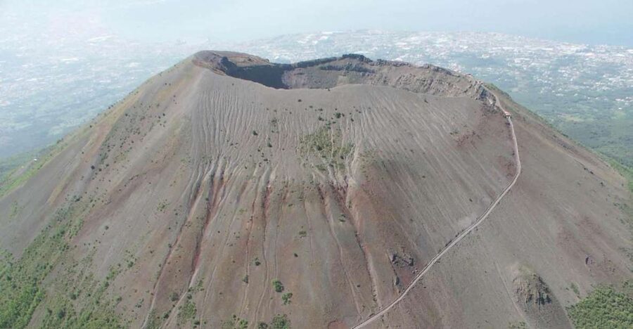 from Naples - Private Tour Pompeii, Vesuvius, and Sorrento - Pompeii With a Live Guide: Seeing More Than Walls
