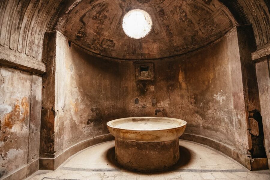 From Naples: Skip-the-line Pompeii - Small Group Tour - Inside Pompeii: How You See Villas, Temples, Markets, and the Forum
