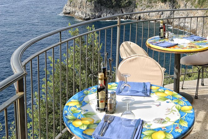 From Naples: Sorrento, Positano & Amalfi Coast – Small Group Tour - Amalfi self-paced hour: sea views, church facades, and optional boat fun