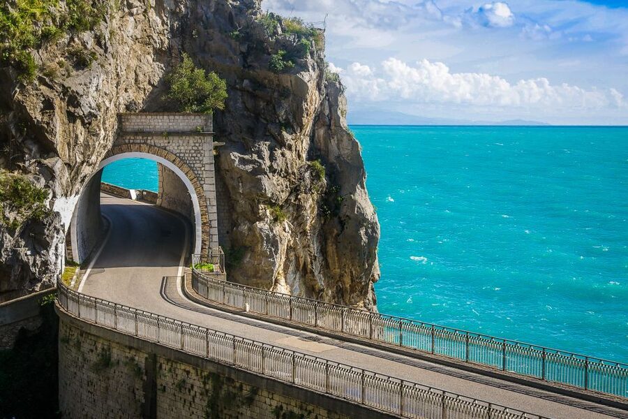 From Naples: Transfer to Positano with Pompeii Guided Tour - Who this experience is for, and who should skip it
