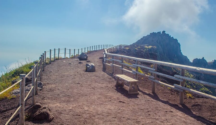 From Naples_ Vesuvius easy transfer+tickets and audioguide - Audioguide on Your Phone: Great Tool, Watch the Signal