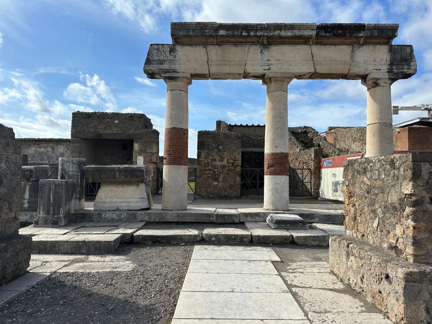 From Pompeii: Vesuvius excursion + Pompeii guided tour - Key takeaways before you go