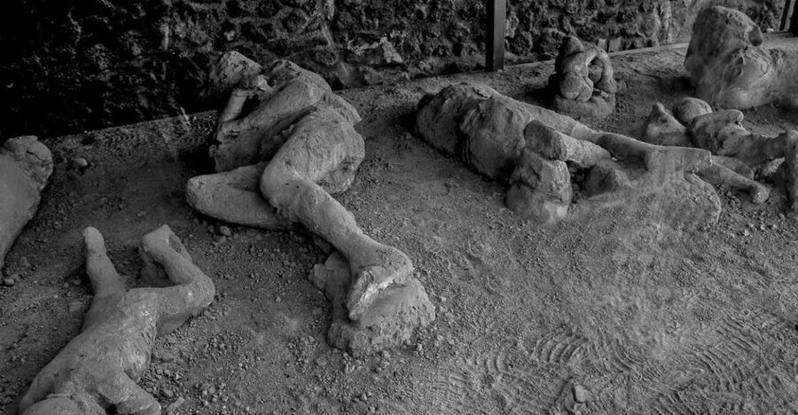 From Pompeii: Vesuvius excursion + Pompeii guided tour - Who should book this Pompeii and Vesuvius combo