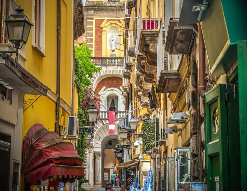 From Rome: Pompei & Sorrento| Expert Guide and Exclusive Bus - The ride back to Rome: Cassino again, then Piazza del Popolo