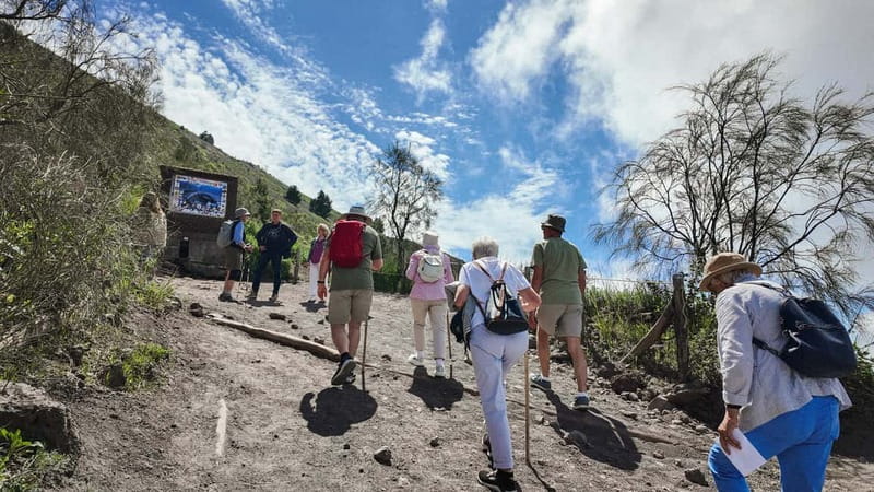 From Salerno: Vesuvius Tour with Entry Ticket & Smart Guide - FAQ