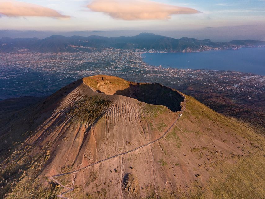 From Sorrento: Pompeii and Vesuvius Tour by Express Train - Timing and Logistics: How the Day Really Flows