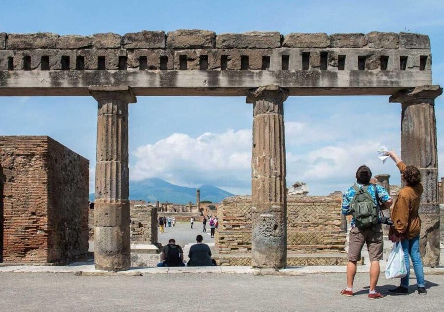 From Sorrento: Pompeii with an Archaeological Guide & Ticket - The smart way to do Pompeii from Sorrento in one day
