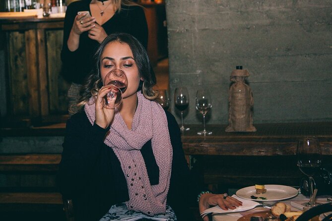Guided, FUN Wine Tasting with Trivia Games, Napoli - Wine Trivia and Myth or Truth: The Fun Way to Learn Etiquette