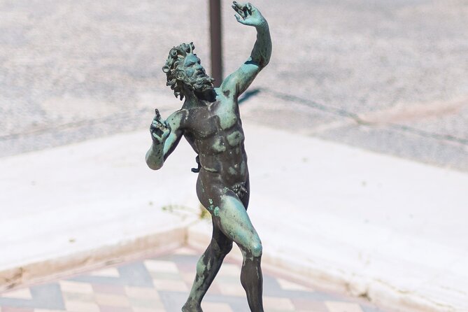 Guided Private Tour in Pompeii - Daily Roman life you can picture: Stabian Baths, thermopolio, bakery, and the Macellum