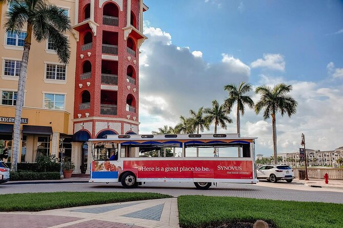Guided Tour of Naples on a Vintage Trolley (Hop on - Hop off) - Entering the Loop: How Hop-On Hop-Off Helps You Plan