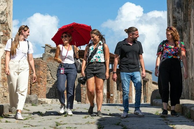 Guided tour of Pompeii with a local guide - Meeting at Piazza Esedra: Simple Start, Easy Return