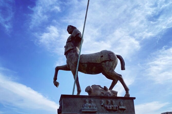 Guided tour of Pompeii with a writer - Meet at Piazza Porta Marina: a practical starting point