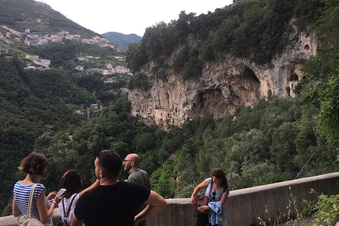 Guided Walking Tour of Ravello at Sunset - Duomo di Ravello facade: a quick look, but plan for tickets