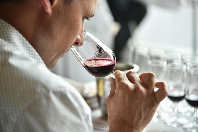 Guided Wine Tour in Old Town Napoli - Where you meet: Piazza Dante to the “Old Naples” mindset