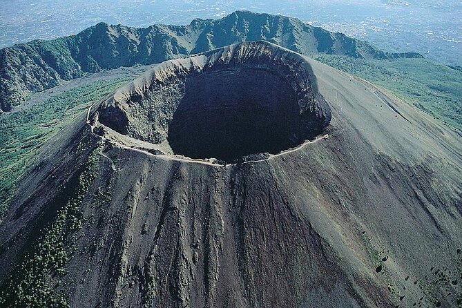 Half-Day Mount Vesuvius of Pompeii Tour by Bus - Small Group Size: Comfort and Trade-Offs