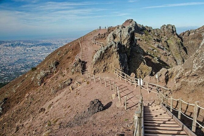 Half-Day Vesuvius Drive and Summit Hike from Naples with Lunch - Pompeii at lunch time: what you get in 50 minutes