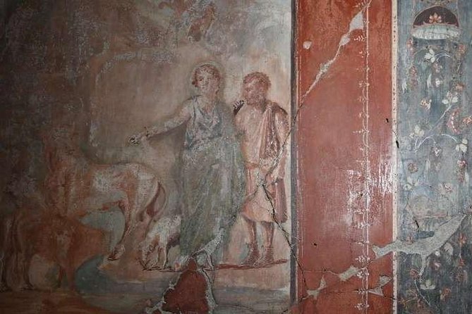 Herculaneum Private Tour with an Expert Archaeologist - The market area and the ancient beach with boat sheds