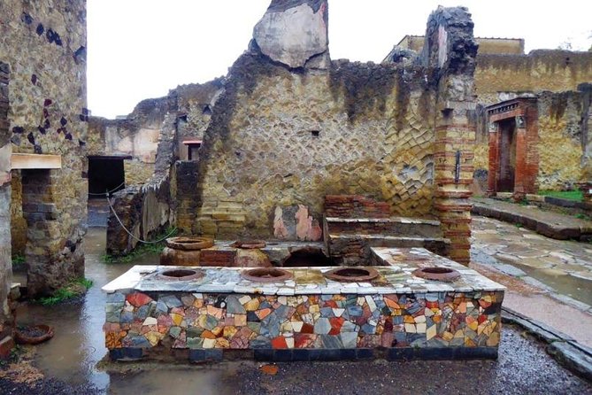 Herculaneum Private Tour with an Expert Archaeologist - Who should book this Herculaneum private tour?