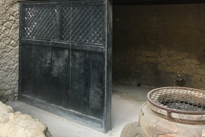 Herculaneum with an archaeologist, The original !!!! - Pacing, meeting point, and making the most of the two-hour window