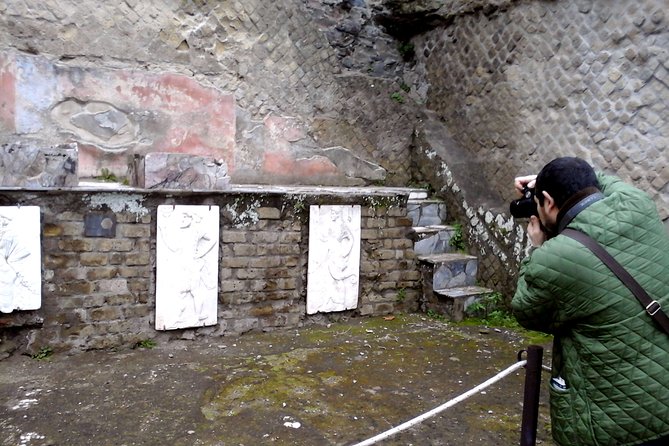 Herculanium guided tour - Two Hours, Small Group Pace, and How to Get Your Money’s Worth