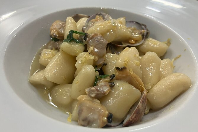 Homemade Pasta And Seafood Cooking Class with Dinner - Your First Course: Handmade Pasta and Gnocchi Con Le Vongole