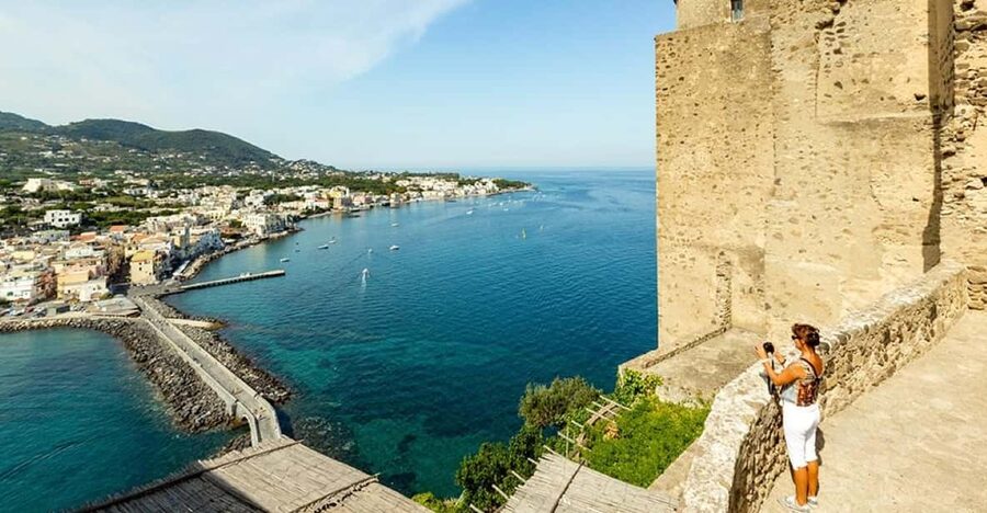 Ischia: Hydrofoil+Transfer+Aragonese Castle Entry Ticket - Castello Aragonese: reserved entry to a fortress that sits on its own island