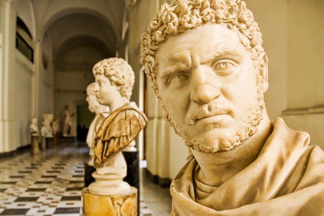 MANN - Archaeological Museum Private Tour with Archaeologist - Ground floor highlights: Pompeii and Herculaneum objects that bring the past closer