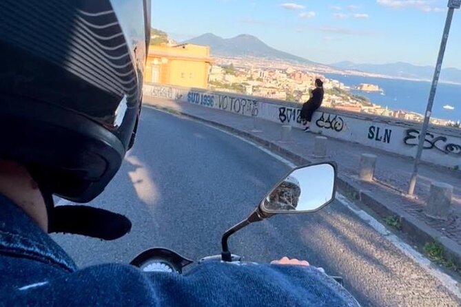 Moto Tour Naples - Visit in a different way with the experts of the city - Vomero and the downhill run: where the city feels close