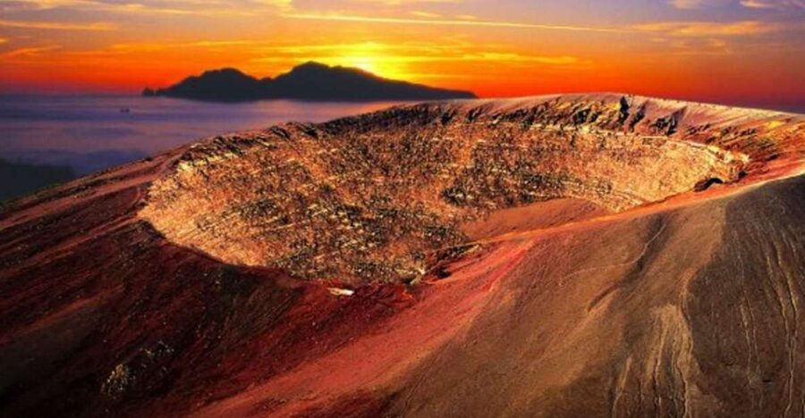Mount Vesuvius Tour from Pompeii - Should You Book This Pompeii to Vesuvius Tour?