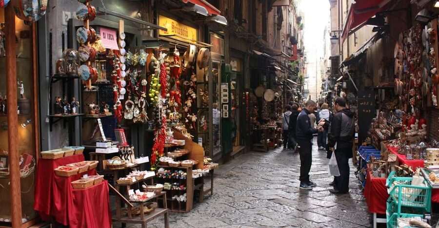 Naples: 2-Hour Walking Tour w/ Food Tasting Experience - From Piazza del Gesù Nuovo: how the tour sets you up in Naples