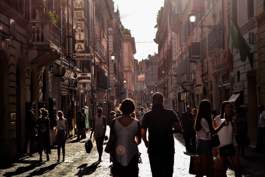 Naples: 2-Hour Walking Tour w/ Food Tasting Experience - The food tastings: what you’ll actually eat (and why it’s more than snacks)