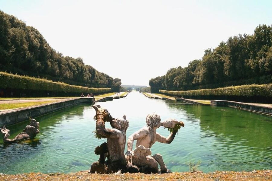 Naples: 3-Days Pass w/ Pompeii, Museums & Transport Included - Royal Palace of Caserta and the train-included day trip advantage