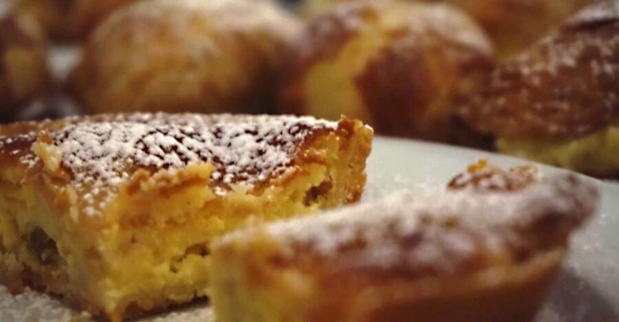 Naples: 3 Hour Food Tasting Tour - Piazza Dante meet-up: where the tour finds its rhythm