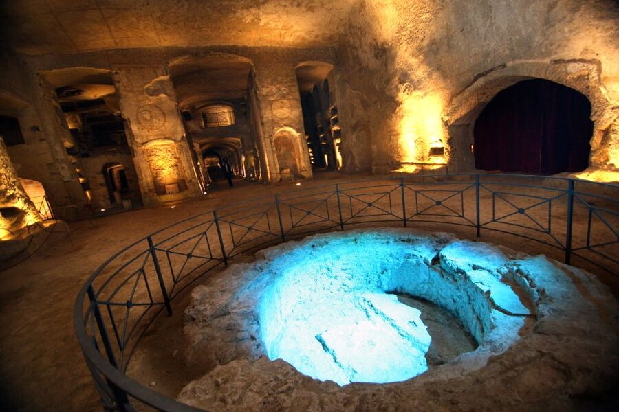 Naples: 7 Days Pass - Pompeii, Museums & Transport Included - Underground Naples: Bourbon Tunnel, Naples Underground, and catacombs