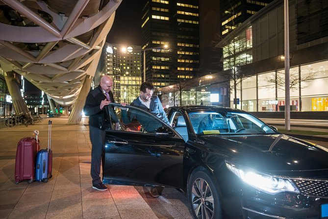 Naples Airport private arrival transfer to Naples Hotels - 60 minutes of free wait: why it’s more valuable than it sounds