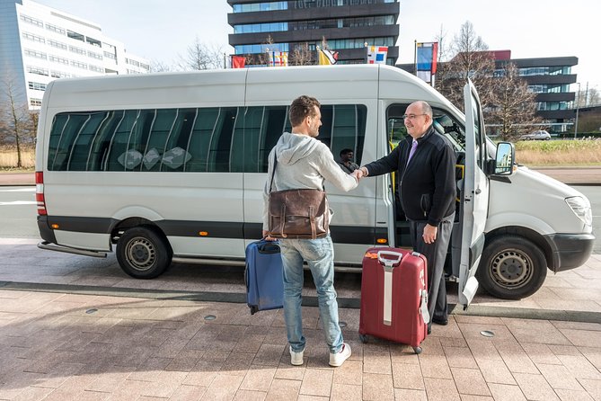 Naples Airport private departure transfer (Naples Hotels to Naples Airport) - Luggage rules and waiting time: the fine print that saves money