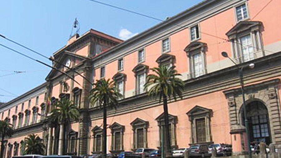 Naples Audioguide - TravelMate app for your smartphone - Local cuisine track: learn before you order