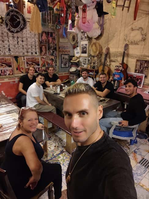 Naples: Authentic Family Home Lunch with Music Show & Spanish Quarters Tour - The walk through alleys that used to be off-limits