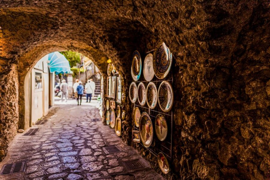 Naples: Boat Tour to Positano, Amalfi and Ravello - Ravello by minibus: Villa Rufolo garden time and schedule limits