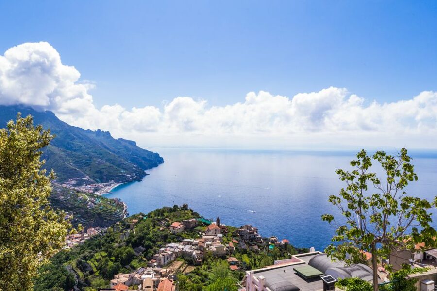 Naples: Boat Tour to Positano, Amalfi and Ravello - Positano in one hour: colorful streets, pottery, and staying oriented