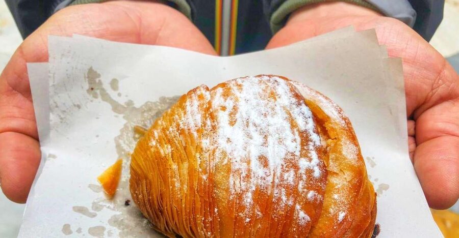 Naples by Night: Food and Wine Walking Tour with Local Guide - Meeting at Piazza Dante and Getting Oriented Fast