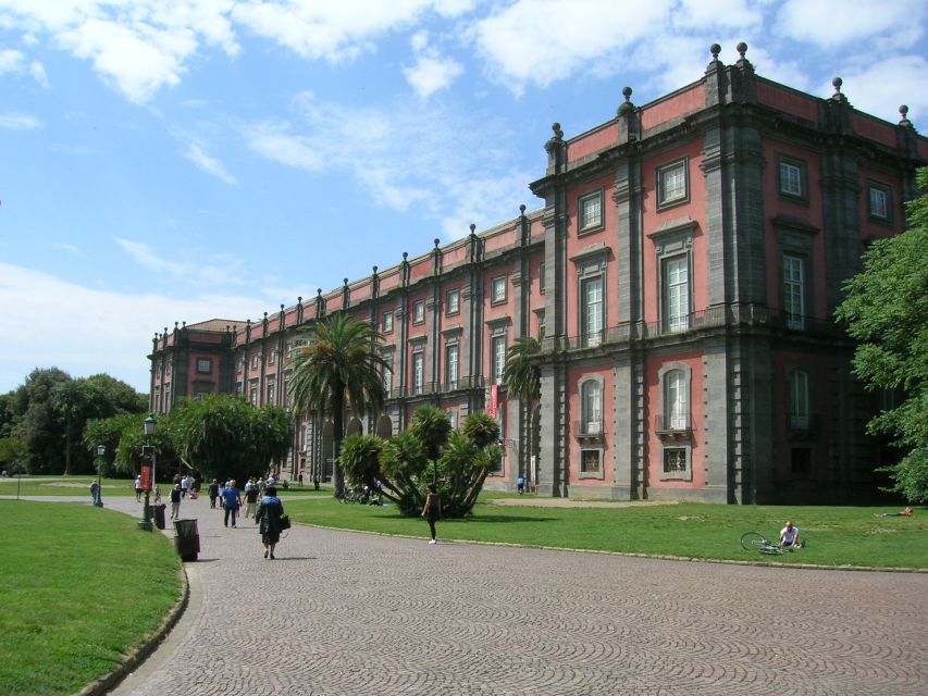 Naples: Capodimonte Museum 2-Hour Guided Private Tour - Price and time: is $195.42 worth it for two hours?