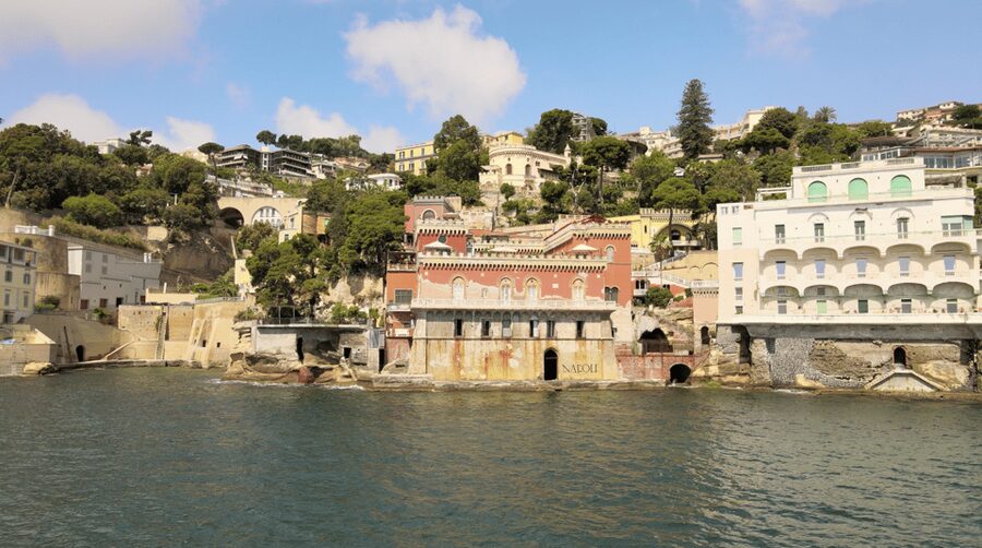 Naples: Castel dell'Ovo Boat Tour with Snorkeling & Aperitif - Setting off from Naples: Mergellina and Molo Rugiada