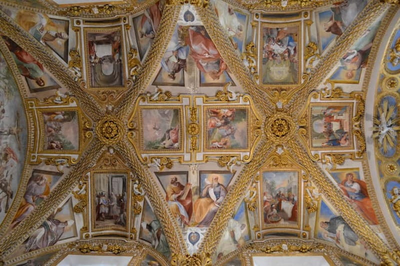 Naples: Certosa San Martino Tour with an Art Historian Guide - What you’ll see up close: vaults, chapels, and the “priceless” feel