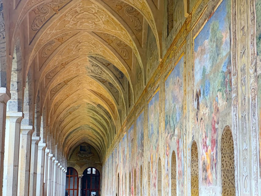 Naples: Church Of Santa Chiara Guided Tour - Entering Santa Chiara: Gothic church you can actually read