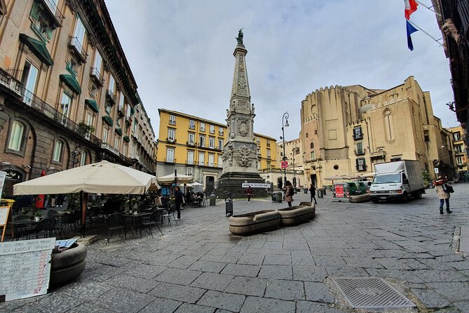 Naples: City Center Walking Tour with Underground Naples - Via dei Tribunali: a food-street break that is on you