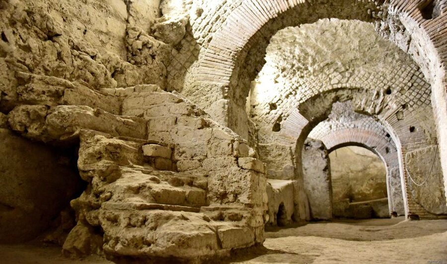 Naples: City Walking Tour w/ Underground Roman Ruins Ticket - Galleria Umberto I and Castel Nuovo: Beautiful Pieces You See at Walking Speed
