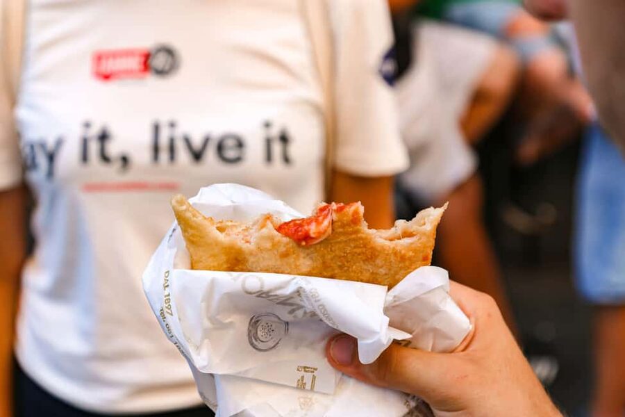 Naples: Culture & Street Food with a Local Guide - Why this Naples street-food tour feels like the real city