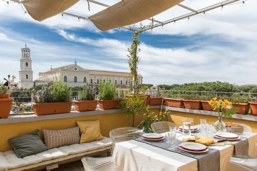 Naples: Dining Experience at a Local's Home - Wine, coffee, and the role of local cellars